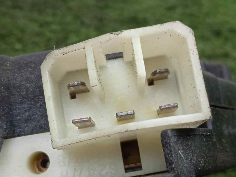 Recambio de mando luces para iveco eurocargo 5.9 diesel referencia OEM IAM 93160487  