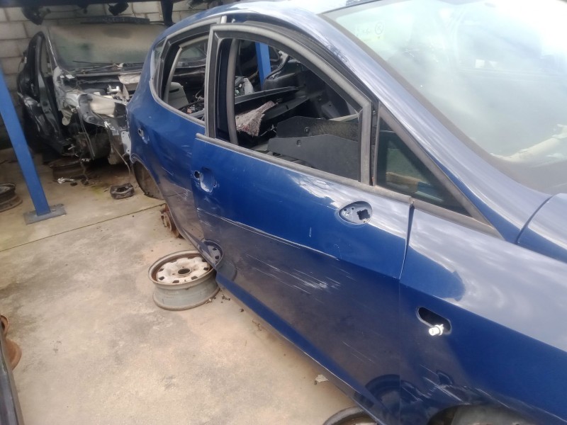 Recambio de puerta delantera derecha para seat ibiza (6p1) 1.2 tsi referencia OEM IAM TIENEBOLLO(VERFOTOS)  