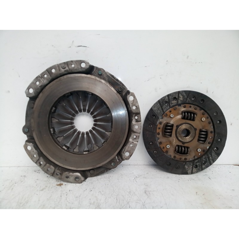 Recambio de kit embrague para ford fiesta (cbk) 1.3 cat referencia OEM IAM   