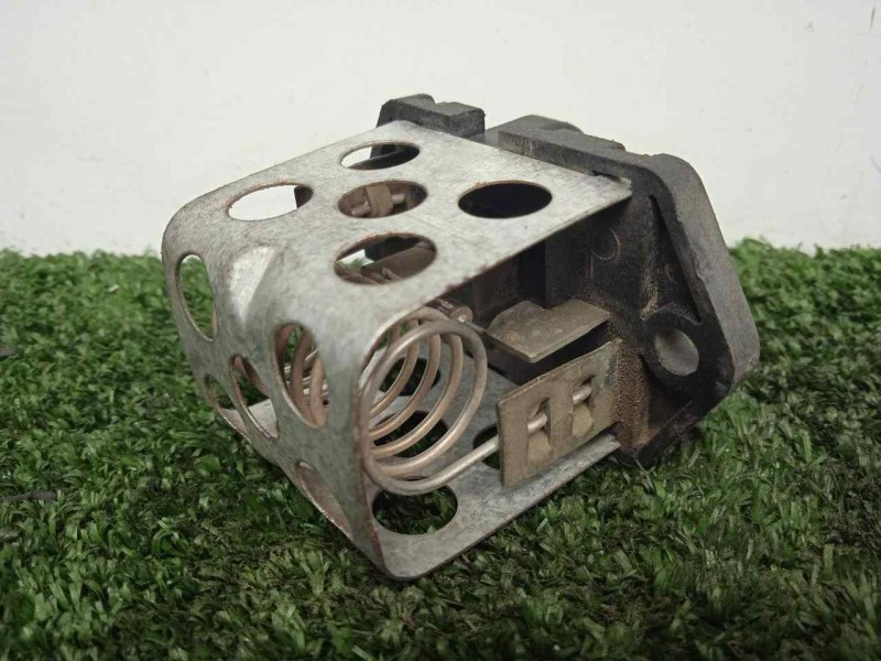 Recambio de resistencia electroventilador para dacia logan 1.6 cat referencia OEM IAM 7700432632  