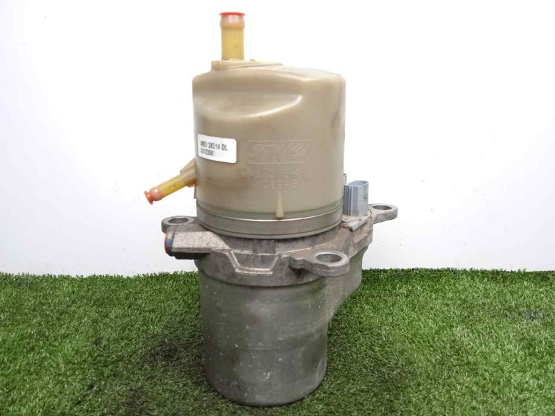 Recambio de bomba direccion para volvo v50 familiar 2.4 cat referencia OEM IAM 30723582-4N513K514DL ELECTRICA 