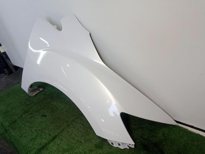 Recambio de aleta delantera derecha para mazda cx-7 (er) 2.2 turbodiesel cat referencia OEM IAM   