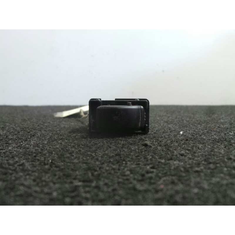 Recambio de mando elevalunas trasero derecho para daewoo nubira berlina 1.6 cat referencia OEM IAM   6 PINES