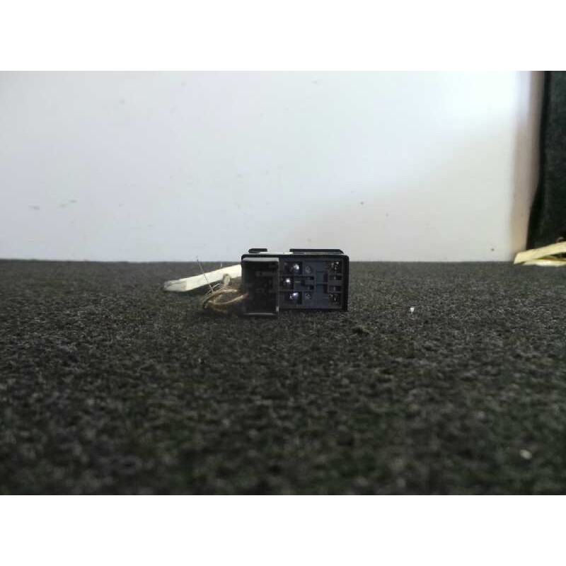 Recambio de mando elevalunas trasero derecho para daewoo nubira berlina 1.6 cat referencia OEM IAM   6 PINES