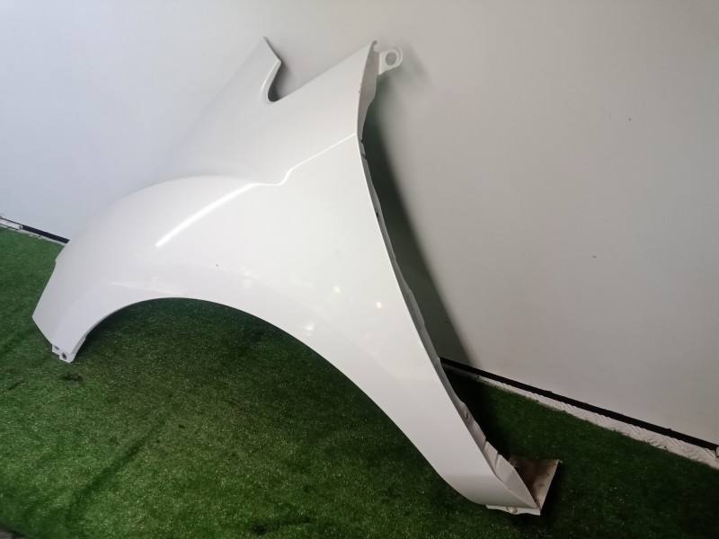 Recambio de aleta delantera izquierda para mazda cx-7 (er) 2.2 turbodiesel cat referencia OEM IAM   