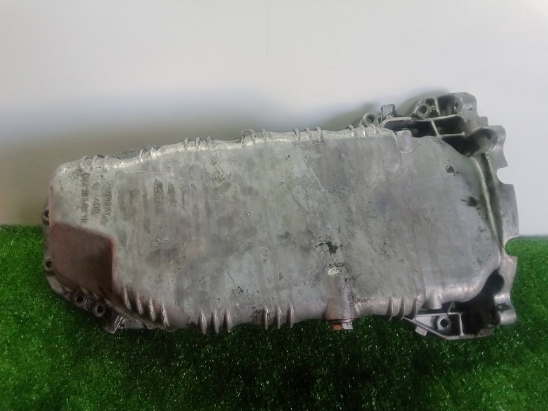 Recambio de carter para volvo s70 berlina 2.5 turbodiesel referencia OEM IAM 074103603K  