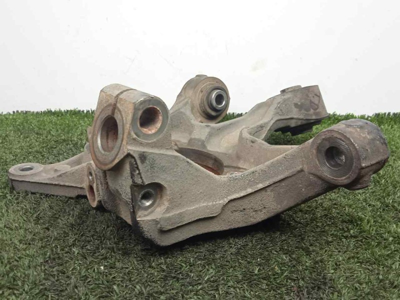 Recambio de mangueta trasera derecha para subaru impreza g12 2.0 cat referencia OEM IAM 28411FG000 NO.INCLUYE.RODAMIENTO 