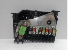 Recambio de caja reles / fusibles para ford c-max 2.0 tdci cat referencia OEM IAM   