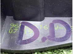 Recambio de maneta interior delantera derecha para peugeot 208 1.4 hdi fap referencia OEM IAM 96555516VV DELANTERA - TRASERA  2