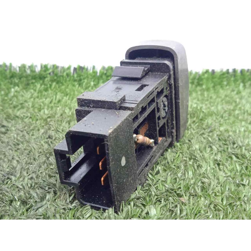 Recambio de warning para nissan micra (k11) 1.0 16v cat referencia OEM IAM  8.PINES 