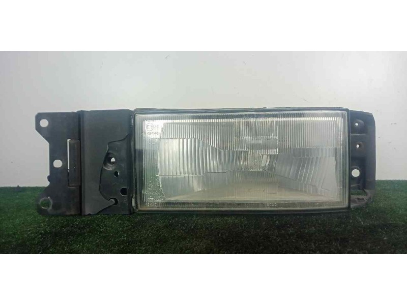 Recambio de faro izquierdo para iveco eurocargo 5.9 diesel referencia OEM IAM 500340408  