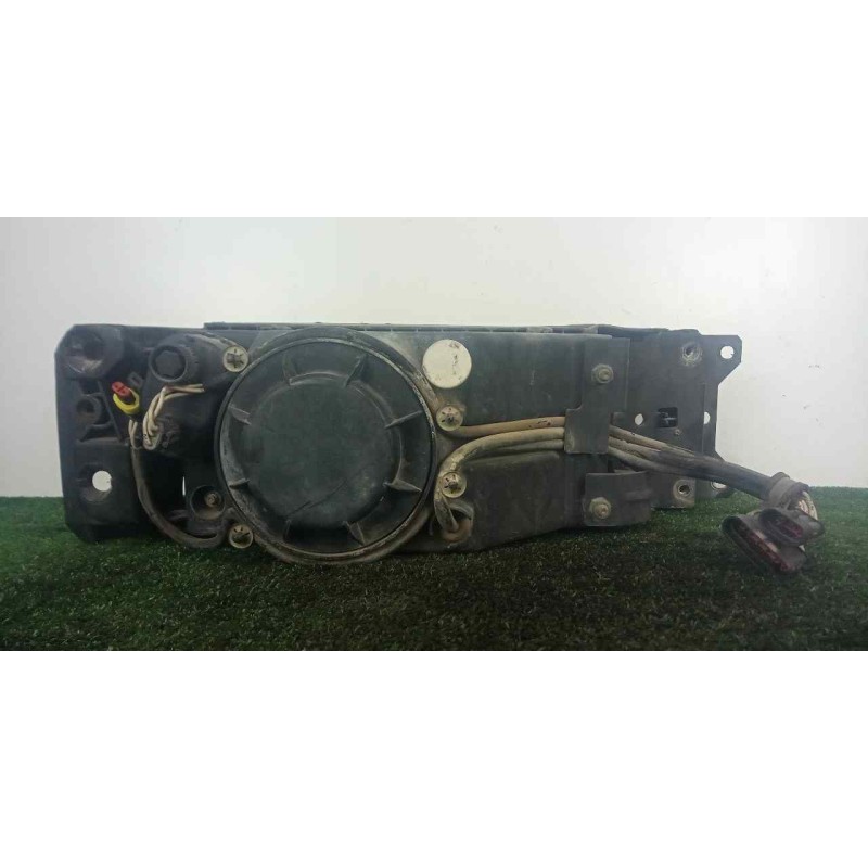 Recambio de faro izquierdo para iveco eurocargo 5.9 diesel referencia OEM IAM 500340408  