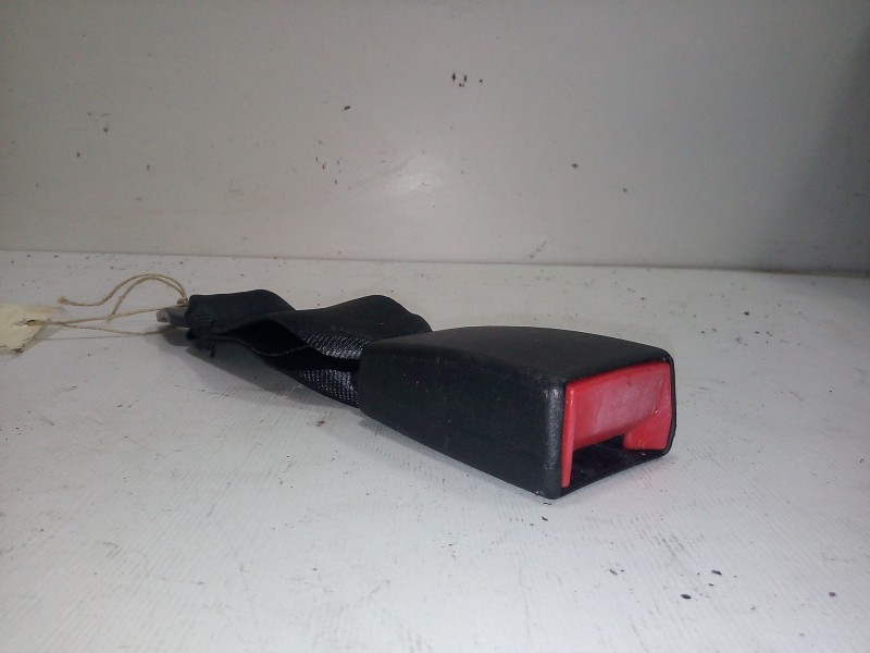 Recambio de cinturon seguridad trasero derecho para citroën c3 1.1 referencia OEM IAM 9684561080  