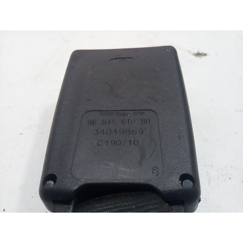 Recambio de cinturon seguridad trasero derecho para citroën c3 1.1 referencia OEM IAM 9684561080  