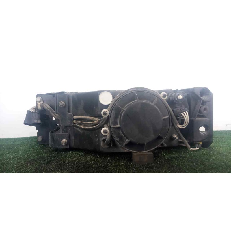 Recambio de faro derecho para iveco eurocargo 5.9 diesel referencia OEM IAM 500340361  