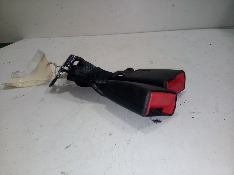 Recambio de cinturon seguridad trasero para citroën c3 1.1 referencia OEM IAM 9681958880  