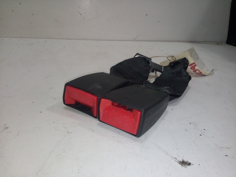 Recambio de cinturon seguridad trasero para citroën c3 1.1 referencia OEM IAM 9681958880  
