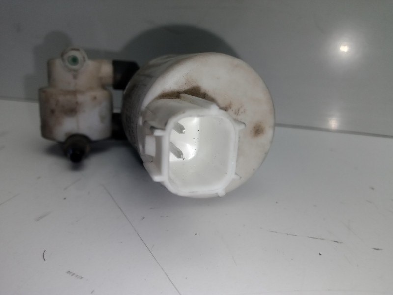 Recambio de bomba limpia para ford c-max 2.0 tdci cat referencia OEM IAM BK2117K624BA-AV6117K624AA  