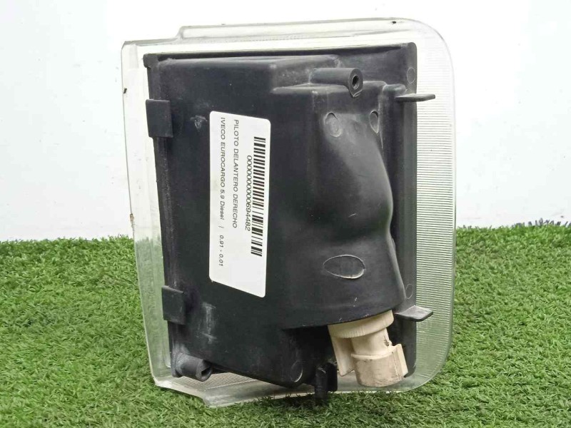 Recambio de piloto delantero derecho para iveco eurocargo 5.9 diesel referencia OEM IAM 4855967 TRANSPARENTE 