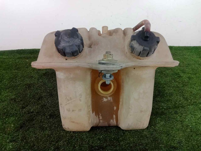 Recambio de deposito expansion para iveco eurocargo 5.9 diesel referencia OEM IAM 98426669  