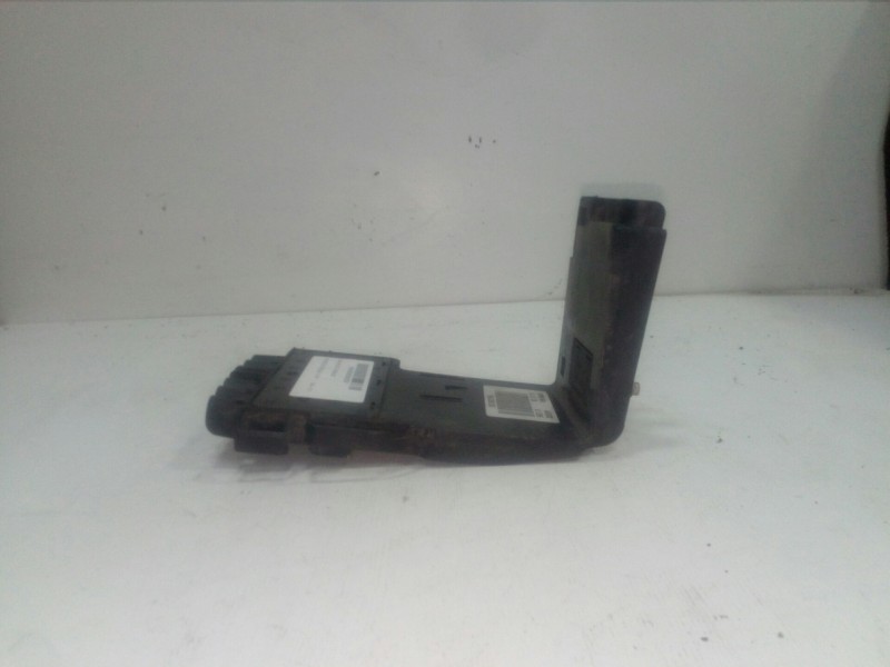 Recambio de caja reles / fusibles para citroën c4 berlina 1.6 16v referencia OEM IAM 9662286180  