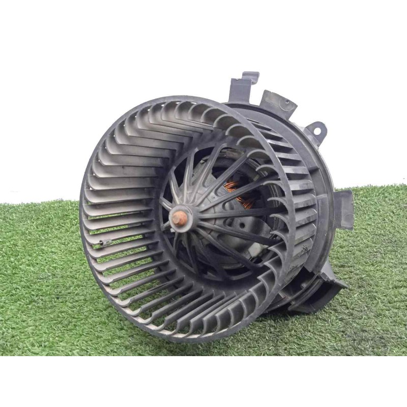 Recambio de motor calefaccion para peugeot 407 1.6 hdi referencia OEM IAM L5771000 Ø DIAMETRO: 134MM 