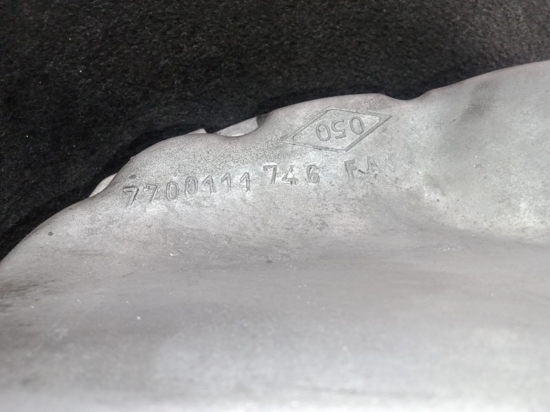 Recambio de carter para renault laguna ii (bg0) 1.8 cat referencia OEM IAM 7700111746  