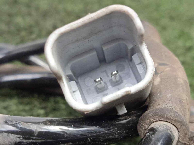 Recambio de sensor para peugeot partner kasten 1.6 blue-hdi fap referencia OEM IAM 9813764880-KWSSCEM08 SENSOR.ABS 2.PINES