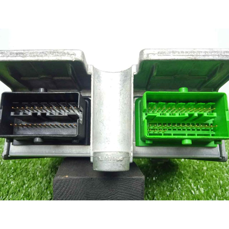 Recambio de centralita airbag para opel zafira b 1.9 cdti referencia OEM IAM 13246046-327963935  