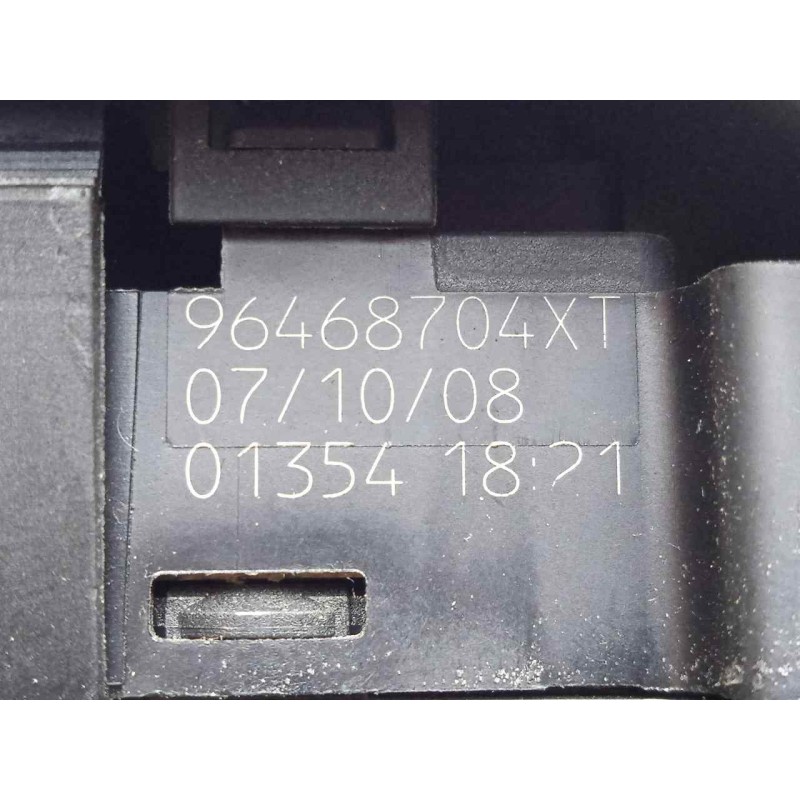 Recambio de mando elevalunas delantero izquierdo para peugeot 407 1.6 hdi referencia OEM IAM 96468704XT 4.BOTONES 