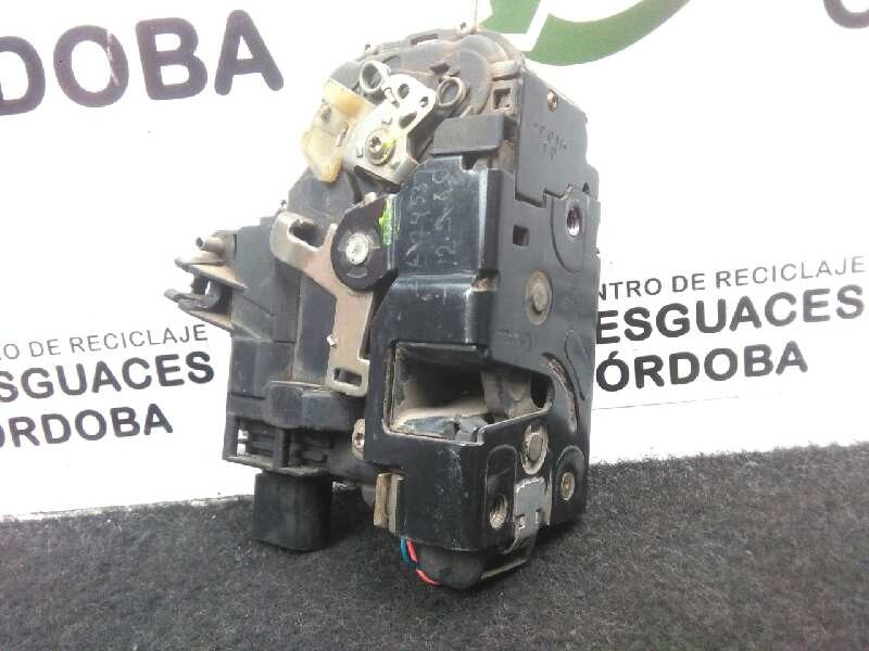Recambio de cerradura puerta delantera derecha para seat toledo (1m2) 1.6 referencia OEM IAM  8.PINES 