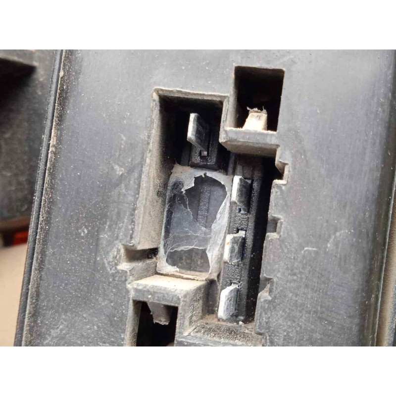 Recambio de piloto trasero derecho para volvo s70 berlina 2.0 cat referencia OEM IAM  EXTERIOR CON.TARA