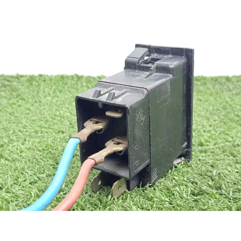 Recambio de interruptor para iveco eurocargo 5.9 diesel referencia OEM IAM SINREFERENCIA  