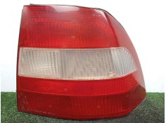 Recambio de piloto trasero derecho para opel vectra b berlina 1.6 16v referencia OEM IAM 90568049 VECTRA.B - 4.PUERTAS 95-99 - B
