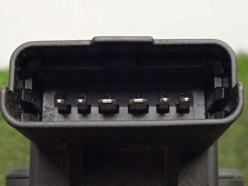 Recambio de caudalimetro para volvo v40 familiar 1.9 diesel cat referencia OEM IAM 5WK9632-7700114778-H7700104426 6.PINES SIEMEN