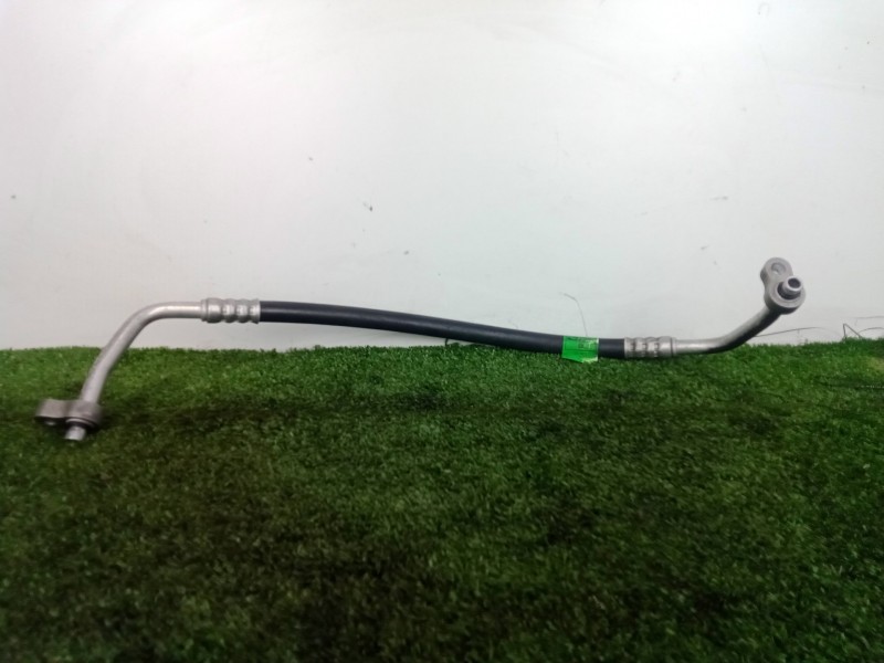 Recambio de tubos aire acondicionado para ssangyong rodius 2.7 turbodiesel cat referencia OEM IAM 6861021081  