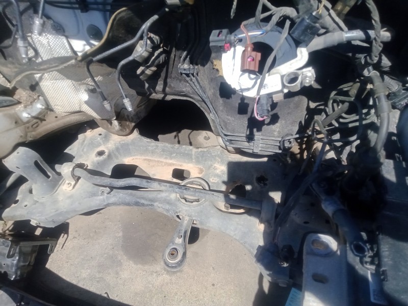 Recambio de puente delantero para seat leon (5f1) 1.6 tdi referencia OEM IAM  CUNA MOTOR DELANTERA 