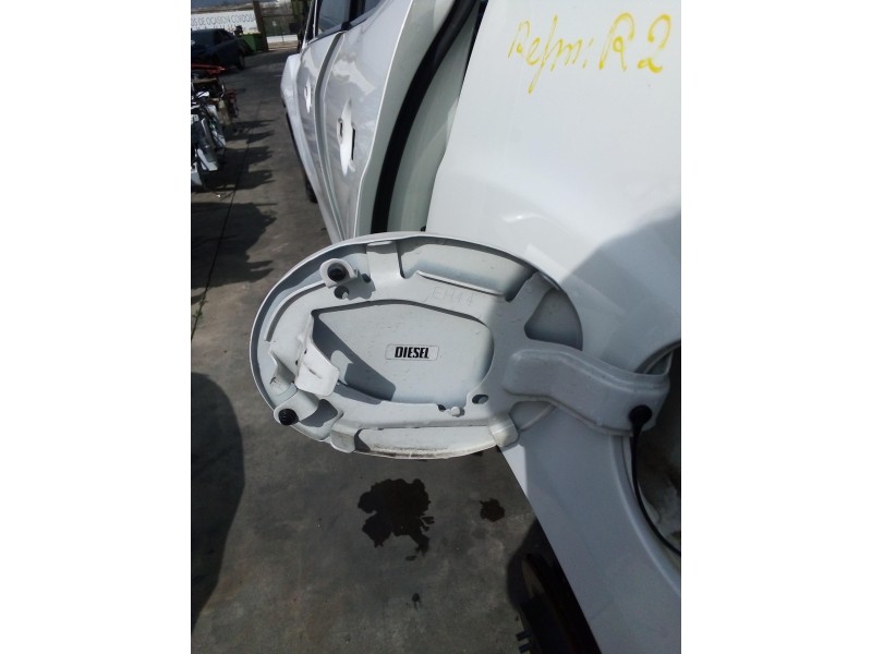 Recambio de tapa exterior combustible para mazda cx-7 (er) 2.2 turbodiesel cat referencia OEM IAM   