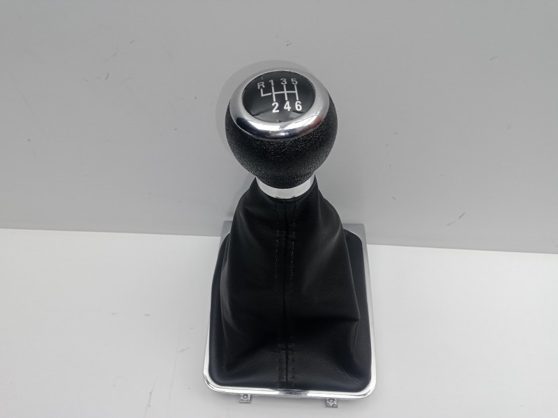 Recambio de palanca cambio para volkswagen passat berlina (3c2) 2.0 tdi referencia OEM IAM  + FUNDA 