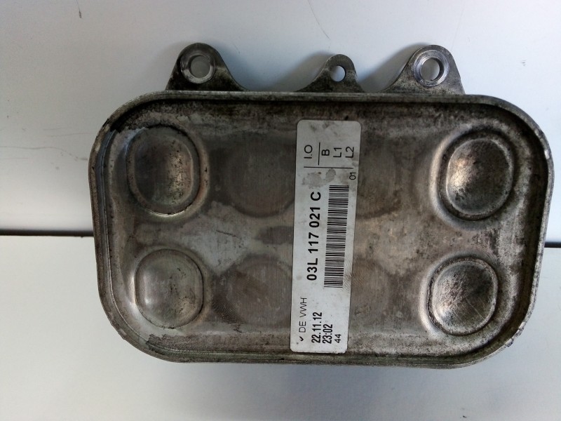 Recambio de enfriador aceite motor para audi a5 coupe (8t) 2.0 tdi referencia OEM IAM 03L117021C  