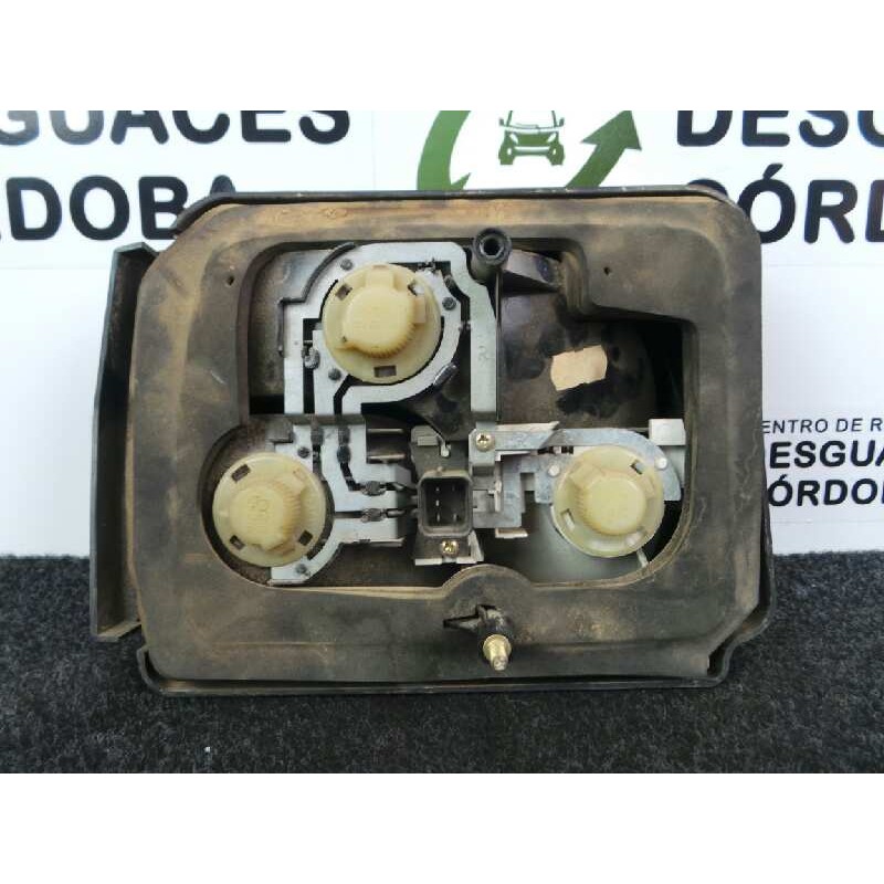 Recambio de piloto trasero derecho para mg serie 100 (xp) 1.4 16v referencia OEM IAM   