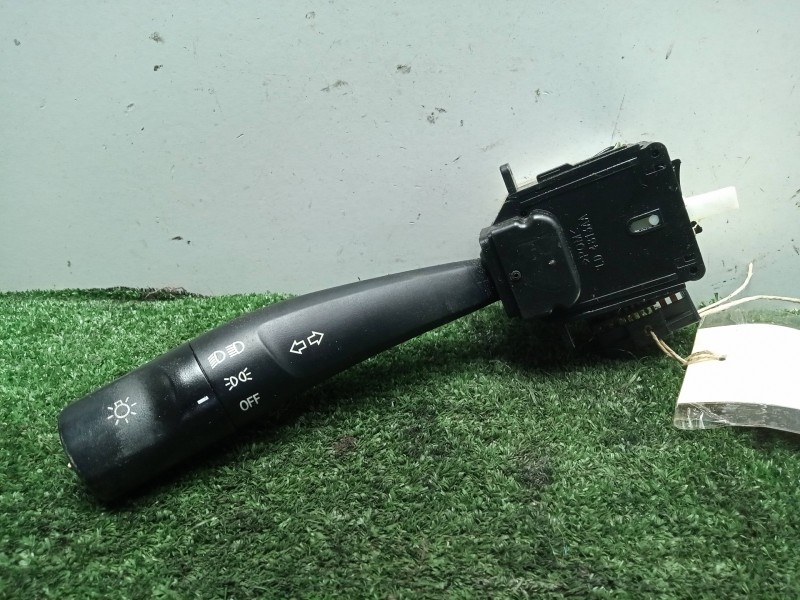 Recambio de mando luces para ssangyong rodius 2.7 turbodiesel cat referencia OEM IAM LD4813AA  