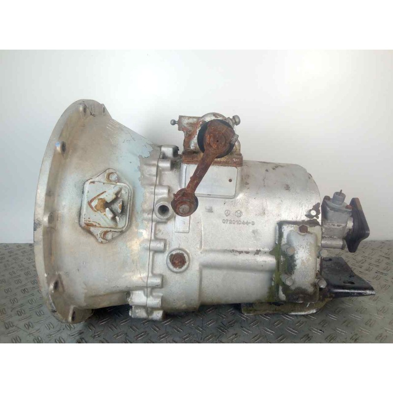 Recambio de caja cambios para ebro l.60 referencia OEM IAM T5200 5.VELOCIDADES MANUAL