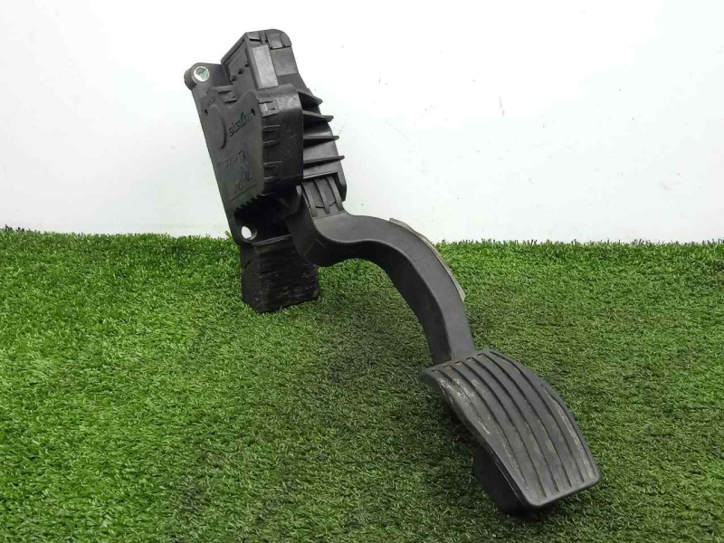 Recambio de potenciometro pedal para opel corsa d 1.4 16v referencia OEM IAM 55702020  