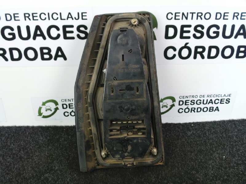 Recambio de piloto trasero derecho para volkswagen polo (861) referencia OEM IAM 867945257A  CON.PORTALAMPARAS