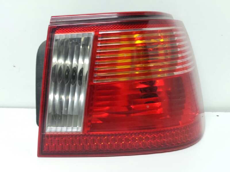 Recambio de piloto trasero derecho para seat ibiza (6k1) referencia OEM IAM  EXTERIOR 6K1.