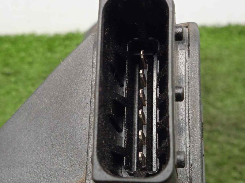 Recambio de potenciometro pedal para opel corsa d 1.4 16v referencia OEM IAM 55702020  