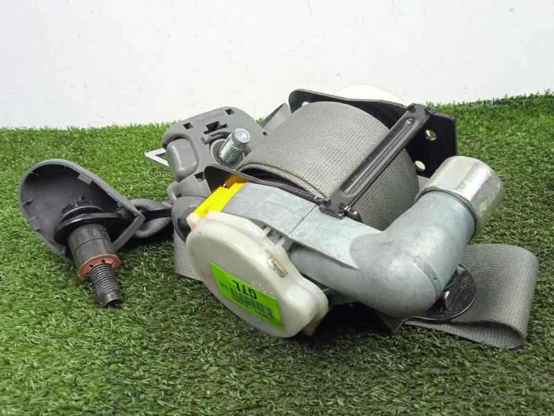 Recambio de cinturon seguridad delantero izquierdo para ssangyong rodius 2.7 turbodiesel cat referencia OEM IAM 7462121003  