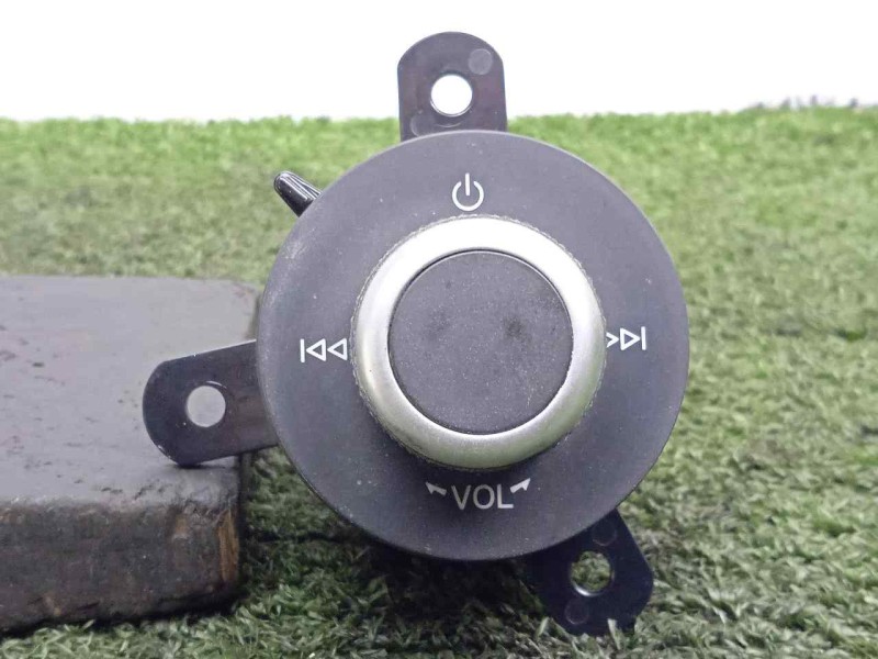 Recambio de mando multifuncion para alfa romeo stelvio (630) 2.2 jtdm cat referencia OEM IAM 156152112  