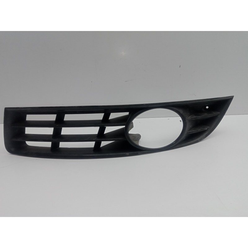 Recambio de moldura para volkswagen passat berlina (3c2) 2.0 tdi referencia OEM IAM 3C0853665A ANTINIEBLA.IZQUIERDA 